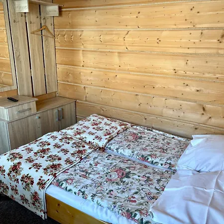 Pokoje Goscinne U Elzbiety Z Basenem I Jacuzzi Konukevi